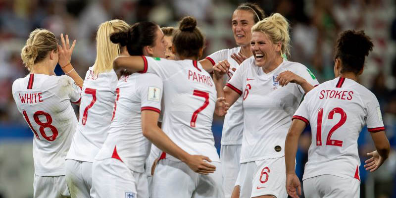 Đội tuyển bóng đá nữ quốc gia Anh là đội tuyển nữ hàng đầu trên thế giới