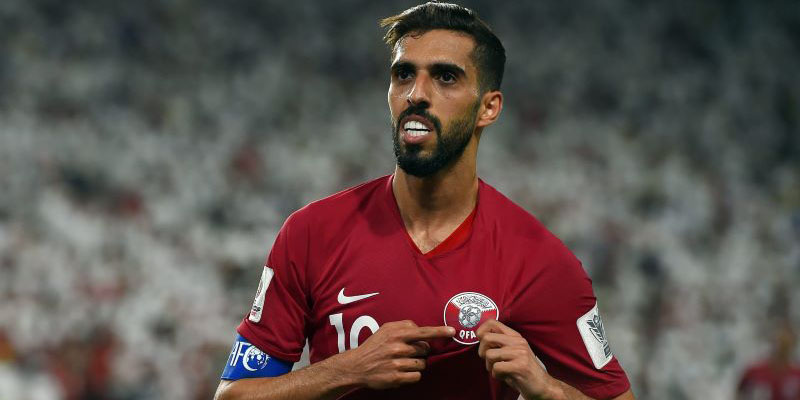 Al-Haydos đang là cầu thủ ra sân nhiều nhất của đội tuyển Qatar